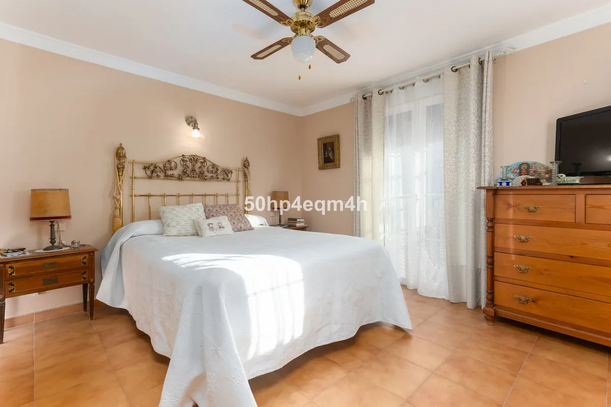 78ba5fdb-7cc3-439e-ad6f-4e6369be06a0