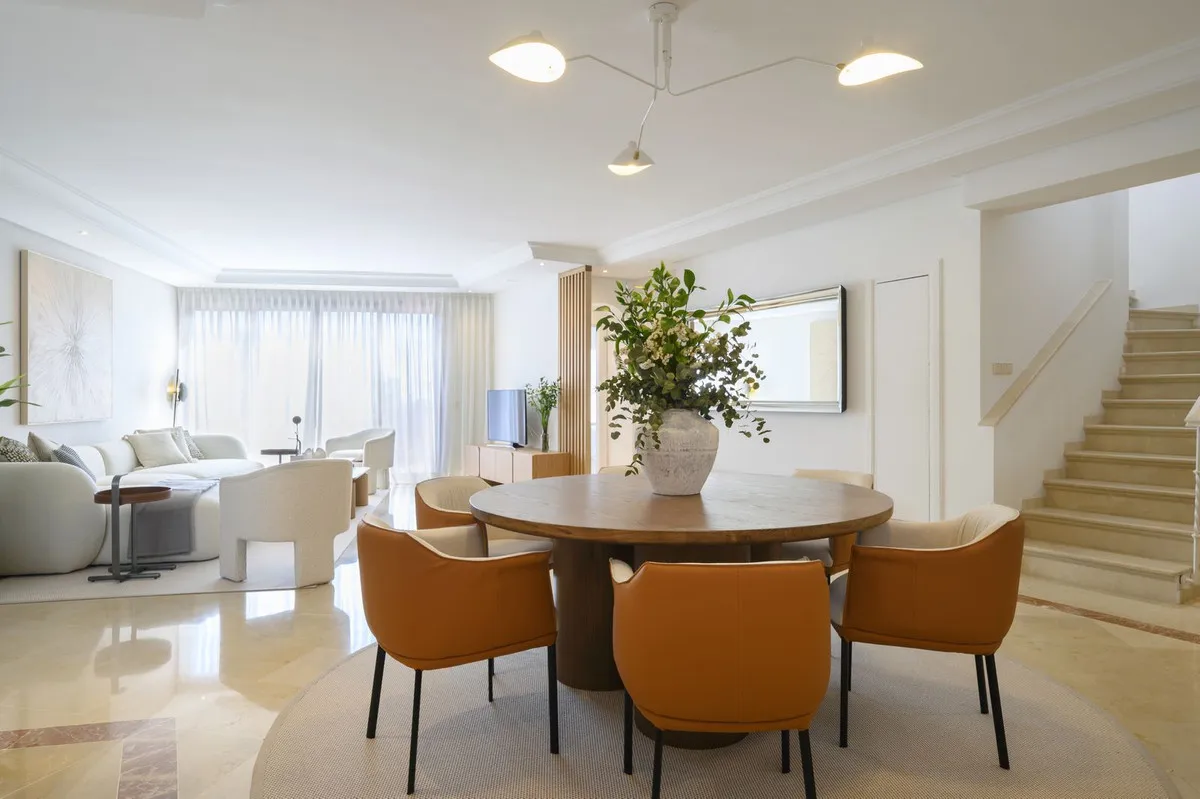 a22bb6a9-2a05-472f-ac19-9b877d56117e