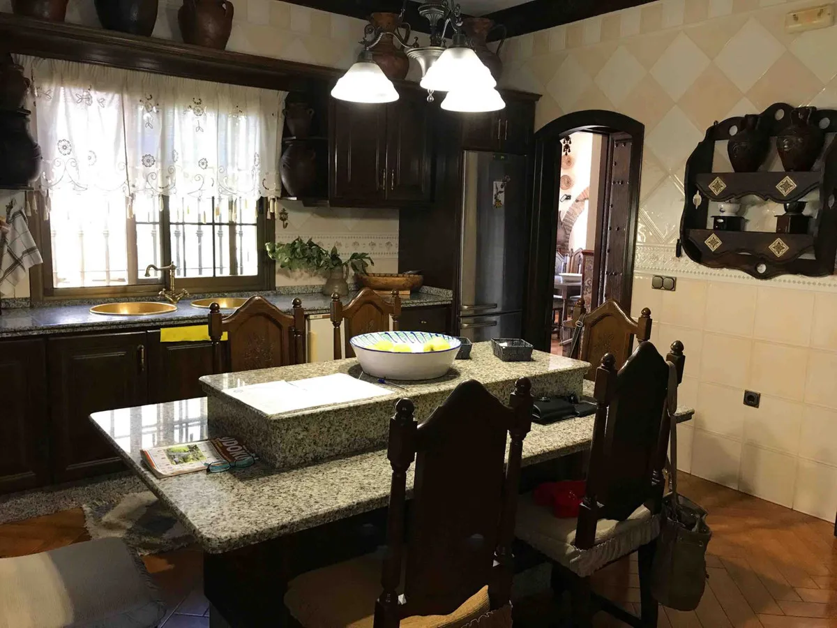 880f679f-83ed-4404-bb82-86761000f3ac