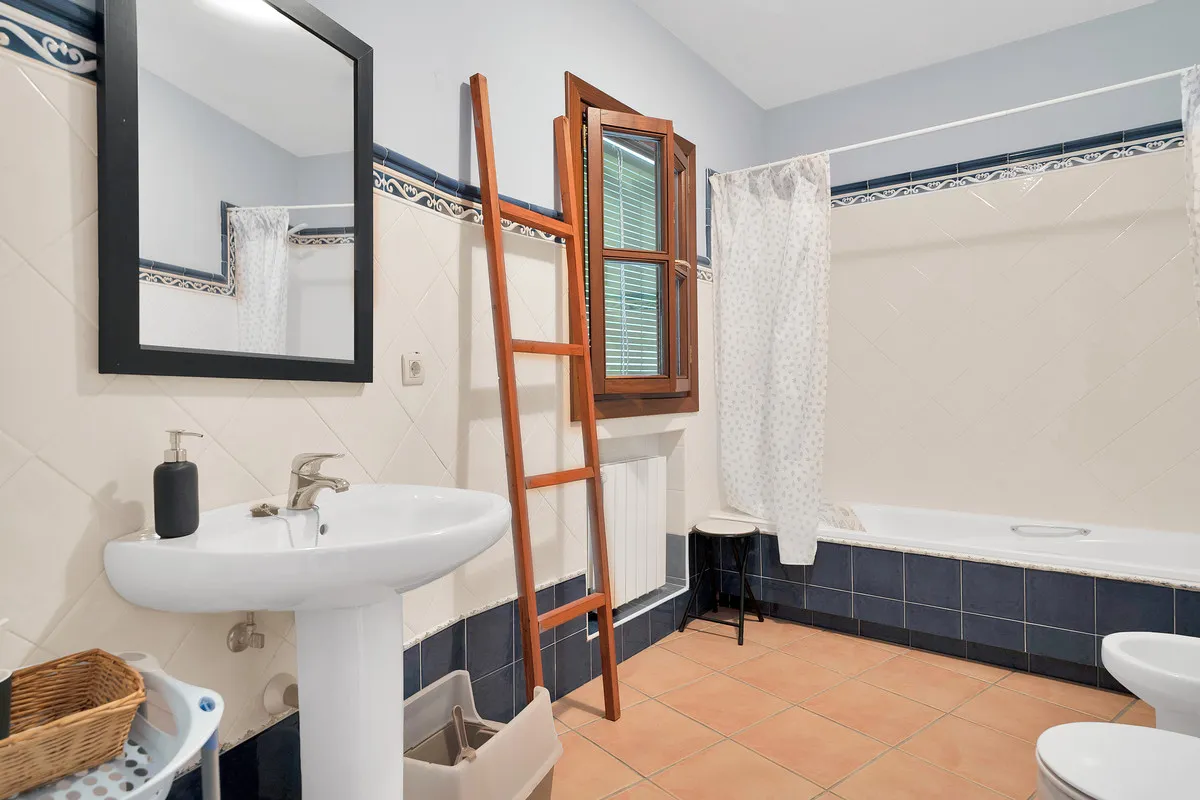 32990f41-3852-4498-b5ee-9f14e218ddc2