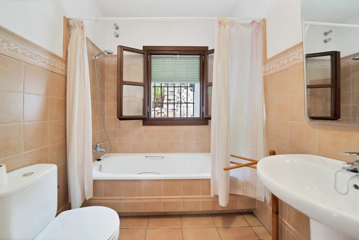 5a278c49-cb7a-4c81-851b-9c7db4ddb4cb