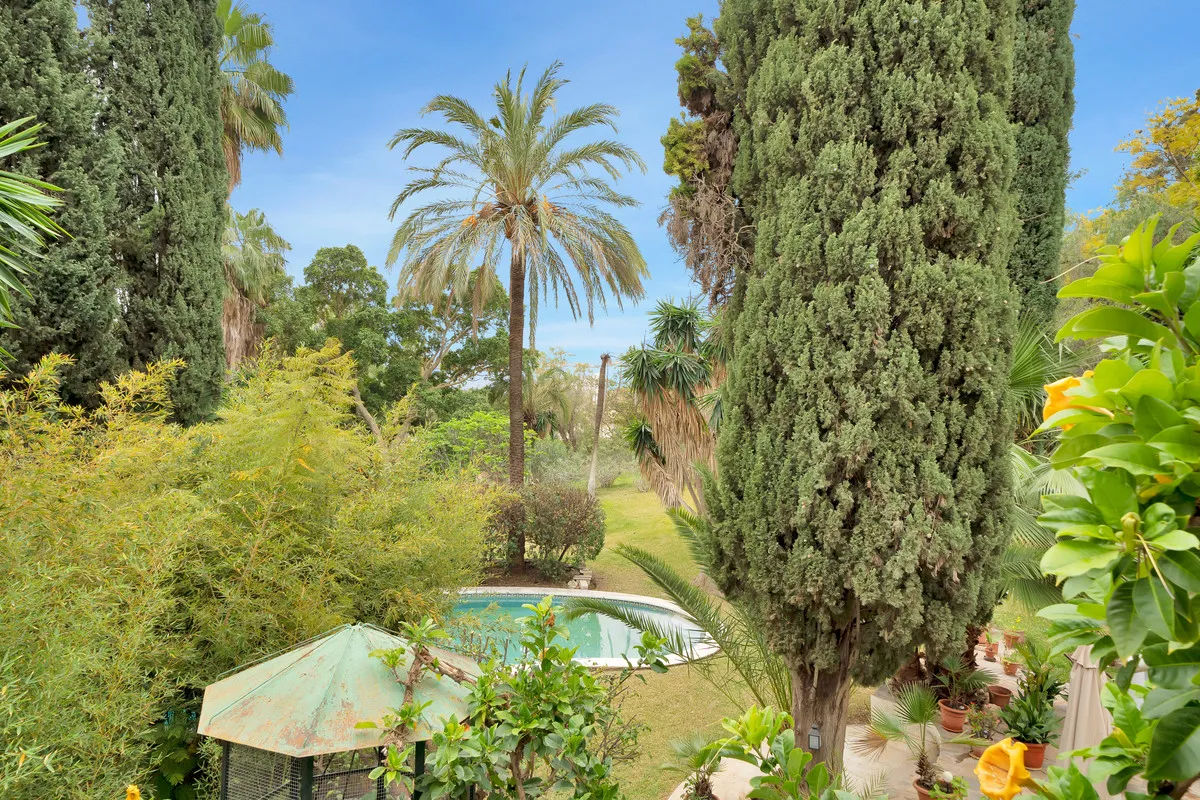 b1049321-5ba1-4318-a8c4-d736004e7a8a