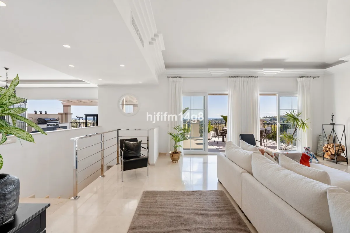 1203734f-5339-4b56-81d1-cced5a860f24