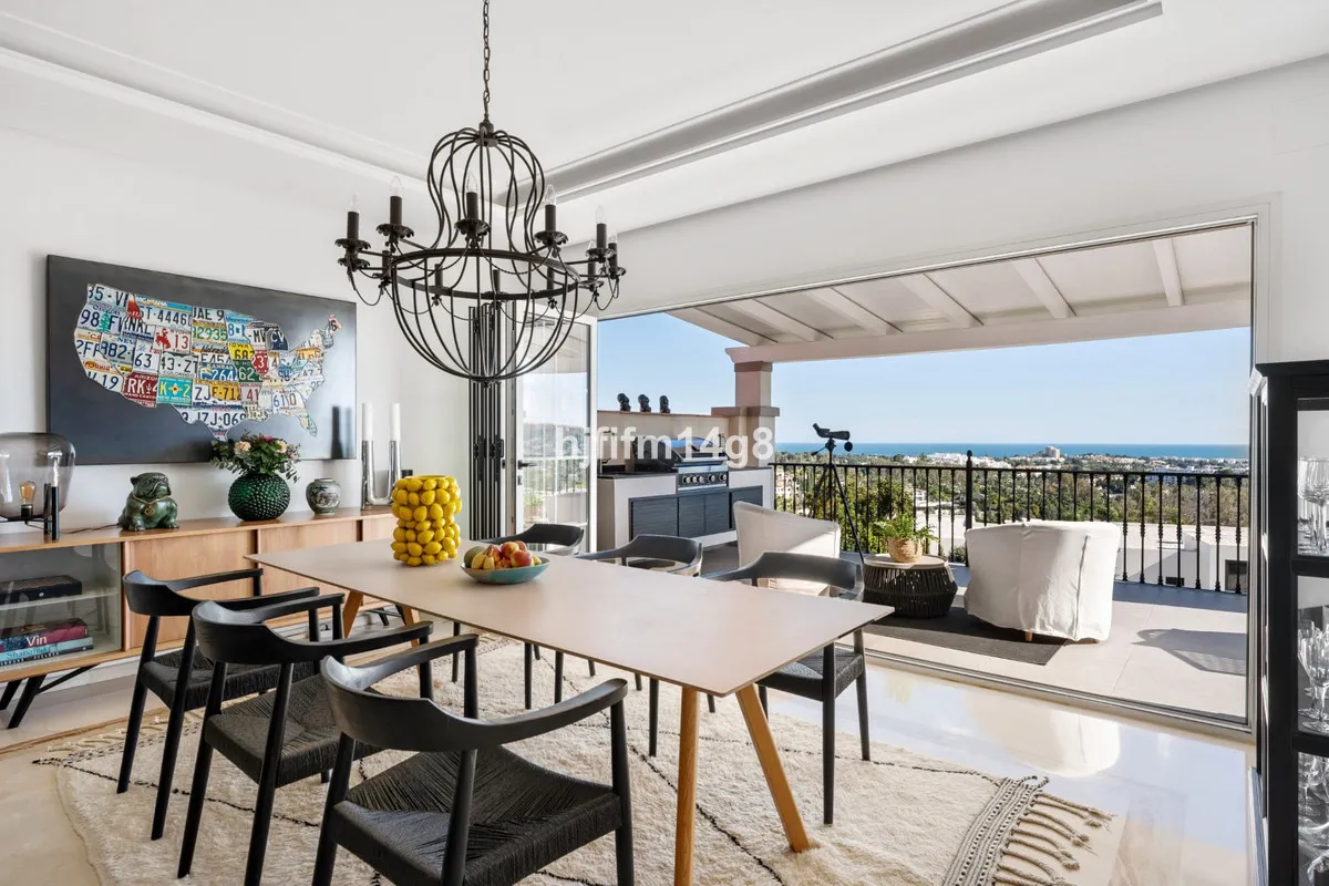 4bb80741-7d53-4939-becc-9e7f51f35488