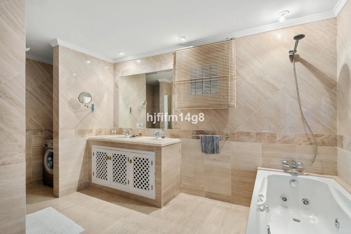 ea2ca74d-2ffb-4a5e-a9a0-04ca696ae5ab