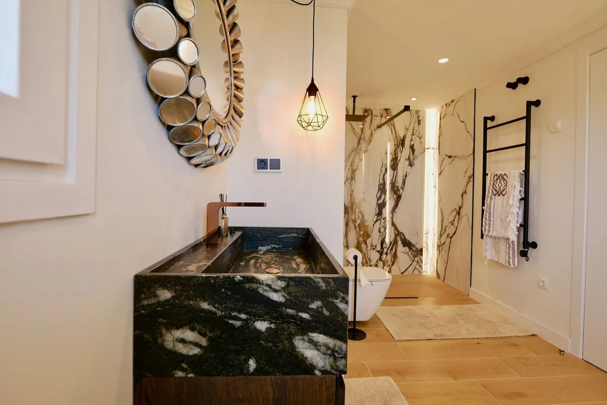 0f78b385-5027-47dd-8456-d733cb321e26