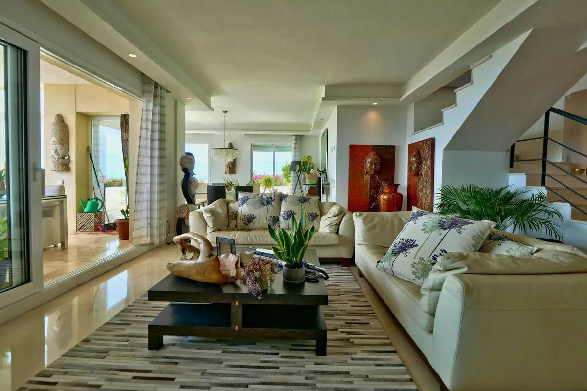 8ffc0cb3-94f6-4f75-84c2-492123a69918