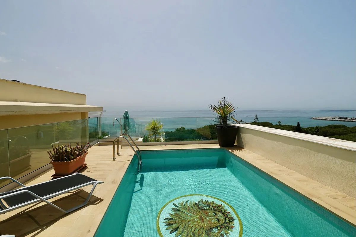 995e5739-ab37-4fbd-8856-20a0459227b1