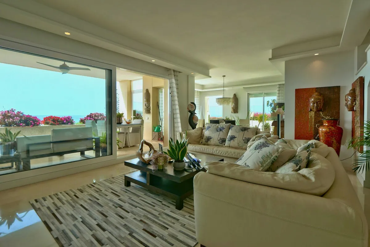 e76c7050-8555-472e-9eb6-cd8c320e1c1f