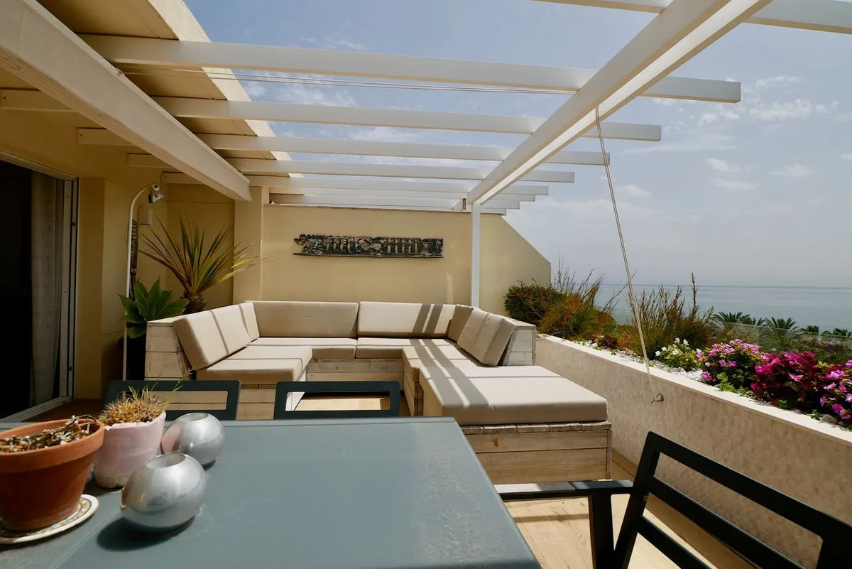 f718b668-0e90-4767-81ca-c380e3a6bd68