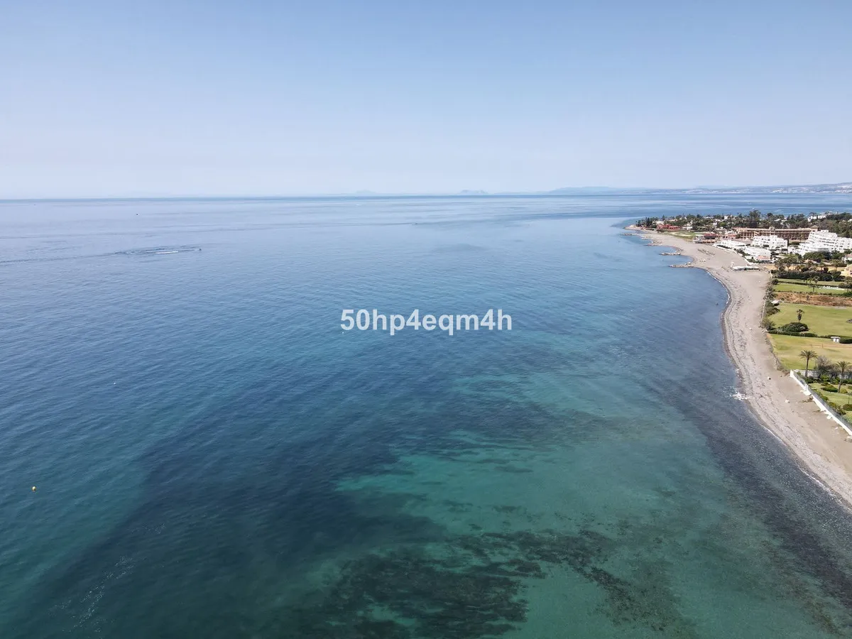 aa276582-f19f-48ed-8879-125be7a4b06e