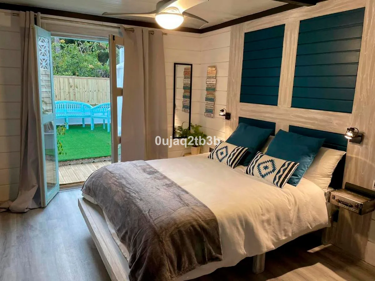 2d6d9671-55dc-462a-9cfe-00df8e137094