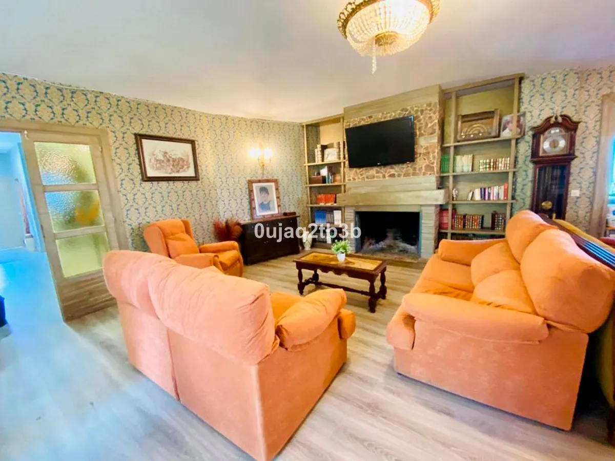 3bd4e142-f3dd-41bc-947d-aa2ac73efc68