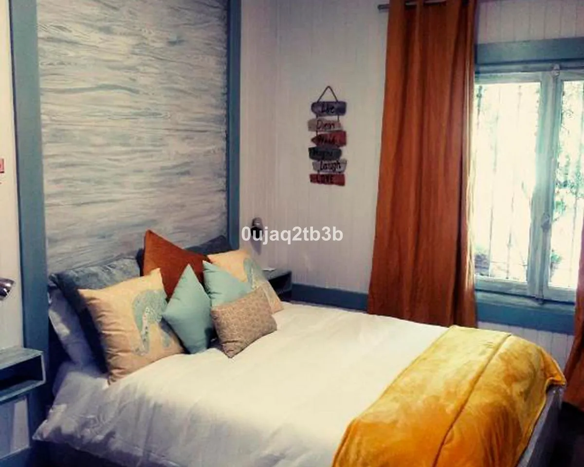 b7f1112f-c985-4cc5-95f0-f6b30ec144b5