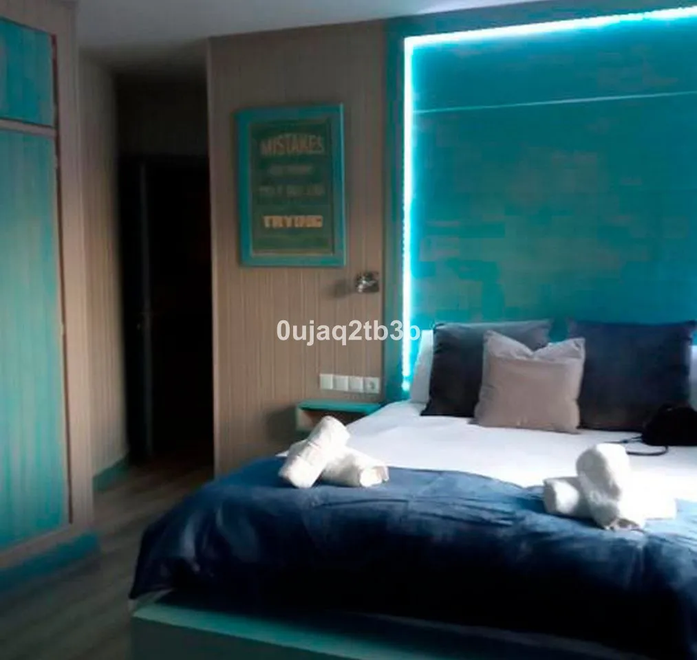 d03f0683-c93f-4160-8446-fcbfb0d1fb2f