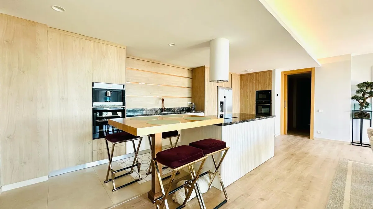 3cae5005-d870-473f-a720-06b26e614568