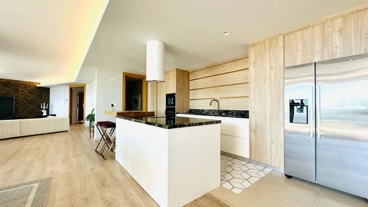 7bb05717-930e-44c0-9c53-d61c13d734f2