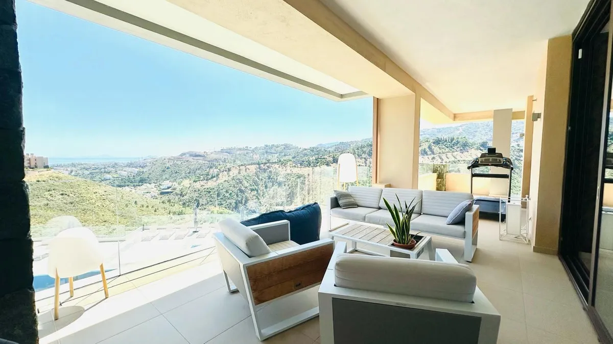 7c2bf918-393a-439b-8d8d-54e6ba3b07a7