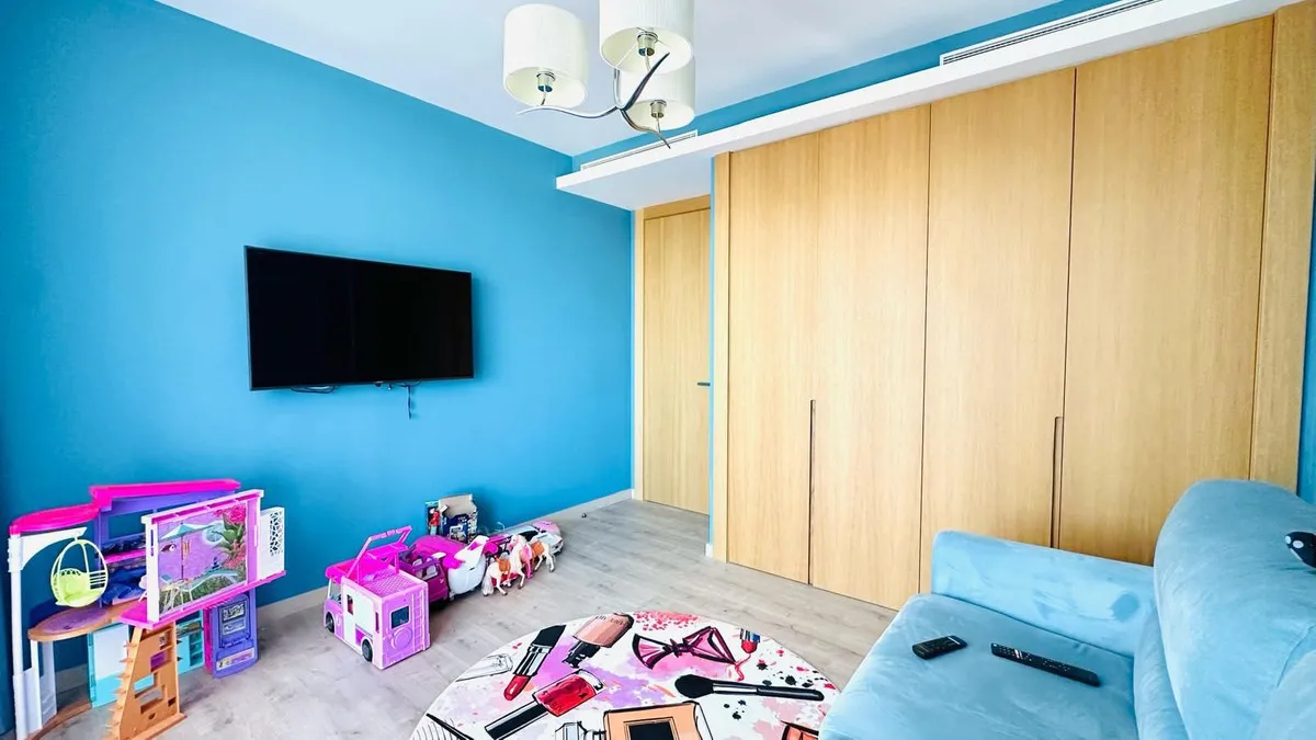 c2900787-c381-433b-a6b5-dfc523a70b10