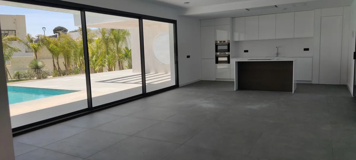 55cc53af-b15f-4f70-9f9e-0013cba2fcc4