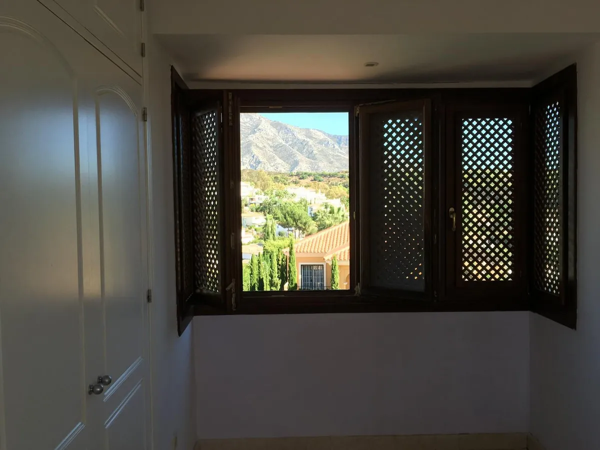 5a1bb2bf-f696-418e-b7bc-03d0e2cac6e1