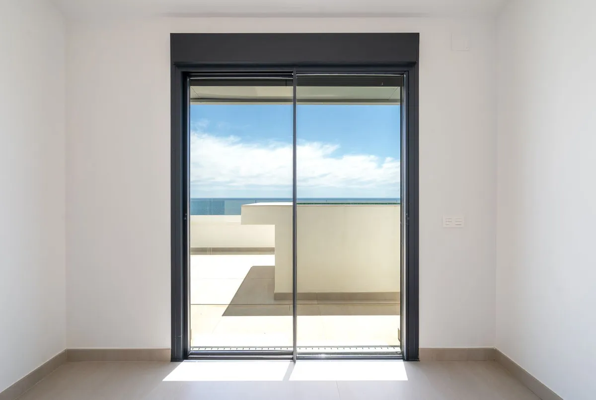 acb558c3-ec6a-40c3-a324-43595975978d