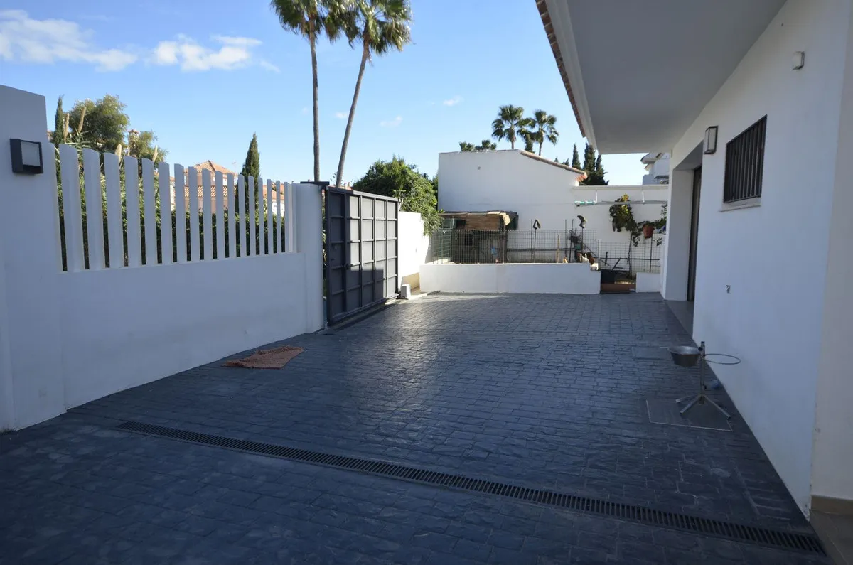 8aca704a-e788-47a7-89a7-70966c35a54c