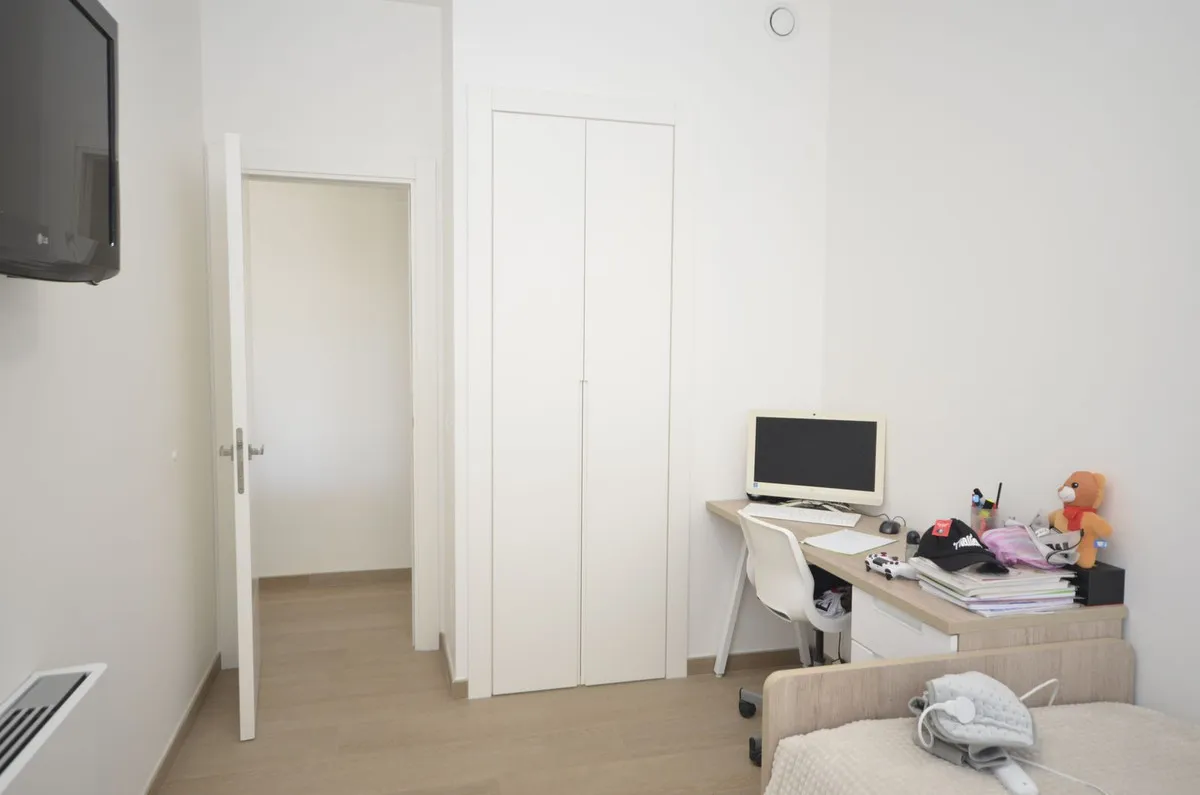 c69f9e6e-9261-4952-bde0-f923365aef77