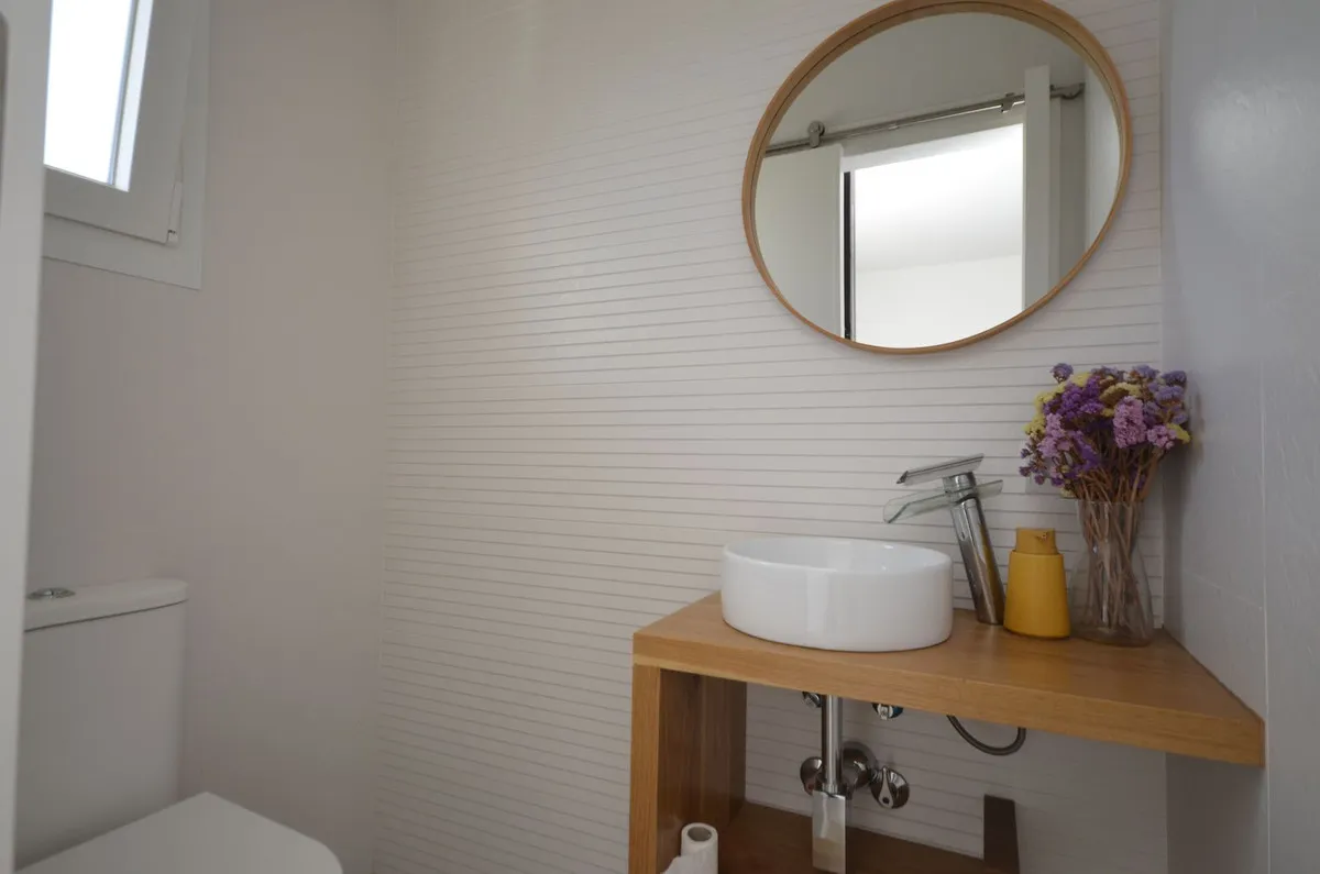 f6b7a415-2ffa-45bb-bc93-bb13466f503d