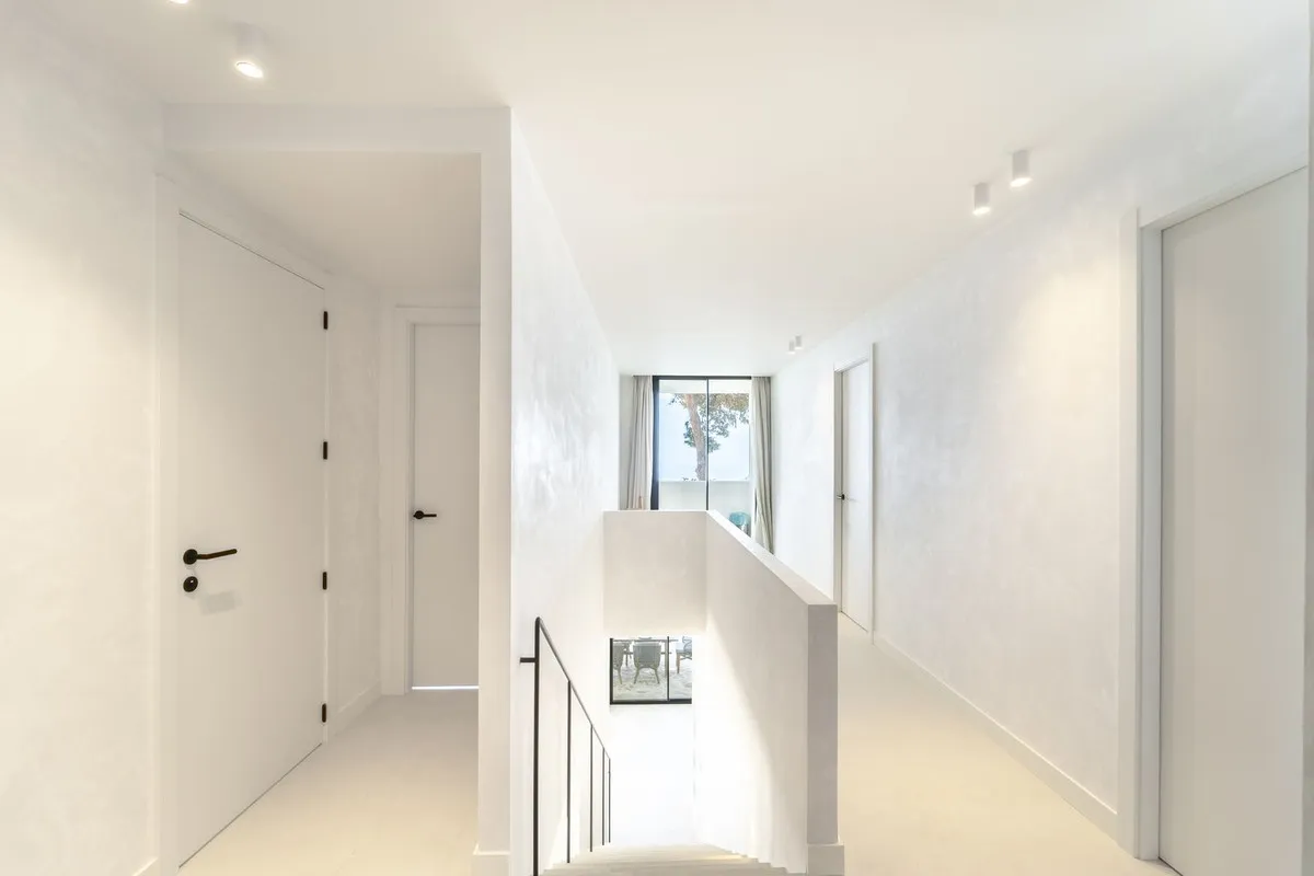 610b6941-1e9d-42f9-8507-172f33ec60aa