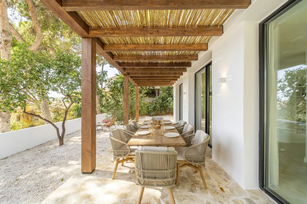 a27c1055-54a5-4058-83c8-fc7b12ddb523