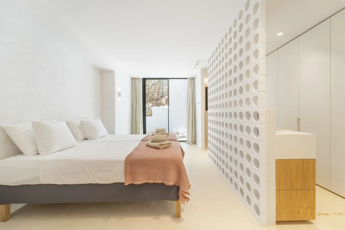 d012e8ba-3c35-4c11-a173-d0ef596aac3c