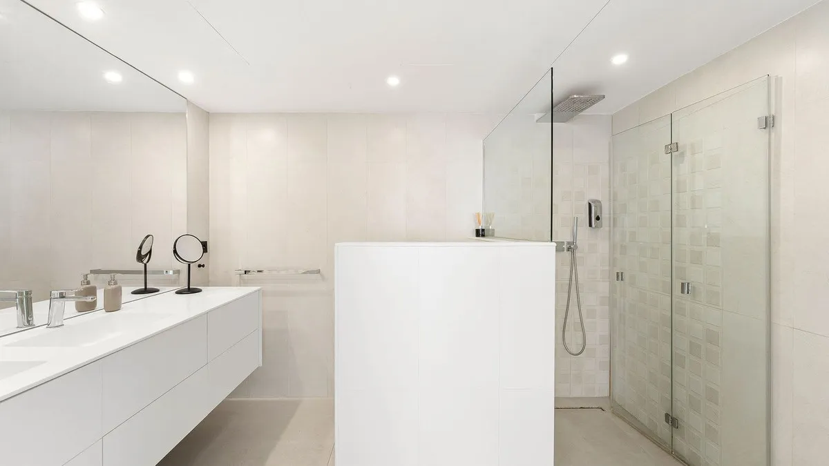 03350009-ea12-4550-af5b-2a6efe0e214a