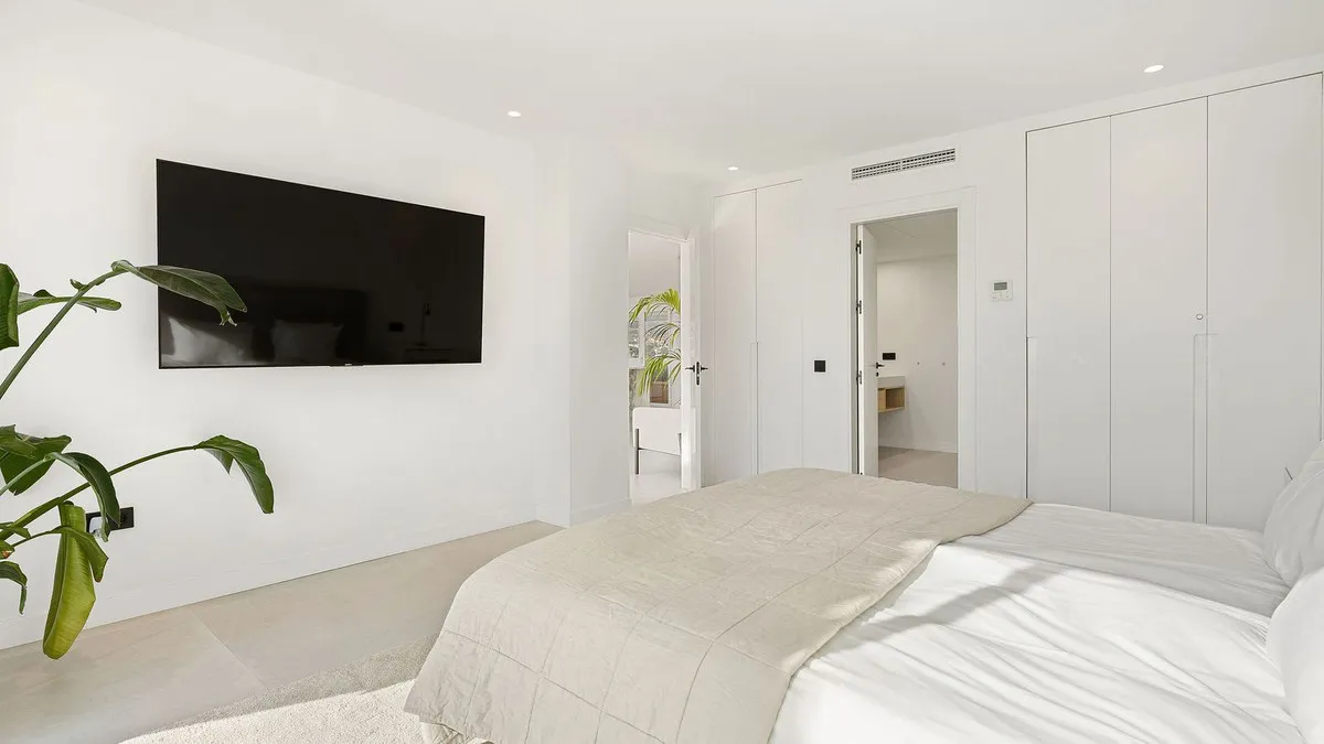 0876f73c-0acc-427c-b912-5f296da0c0f1