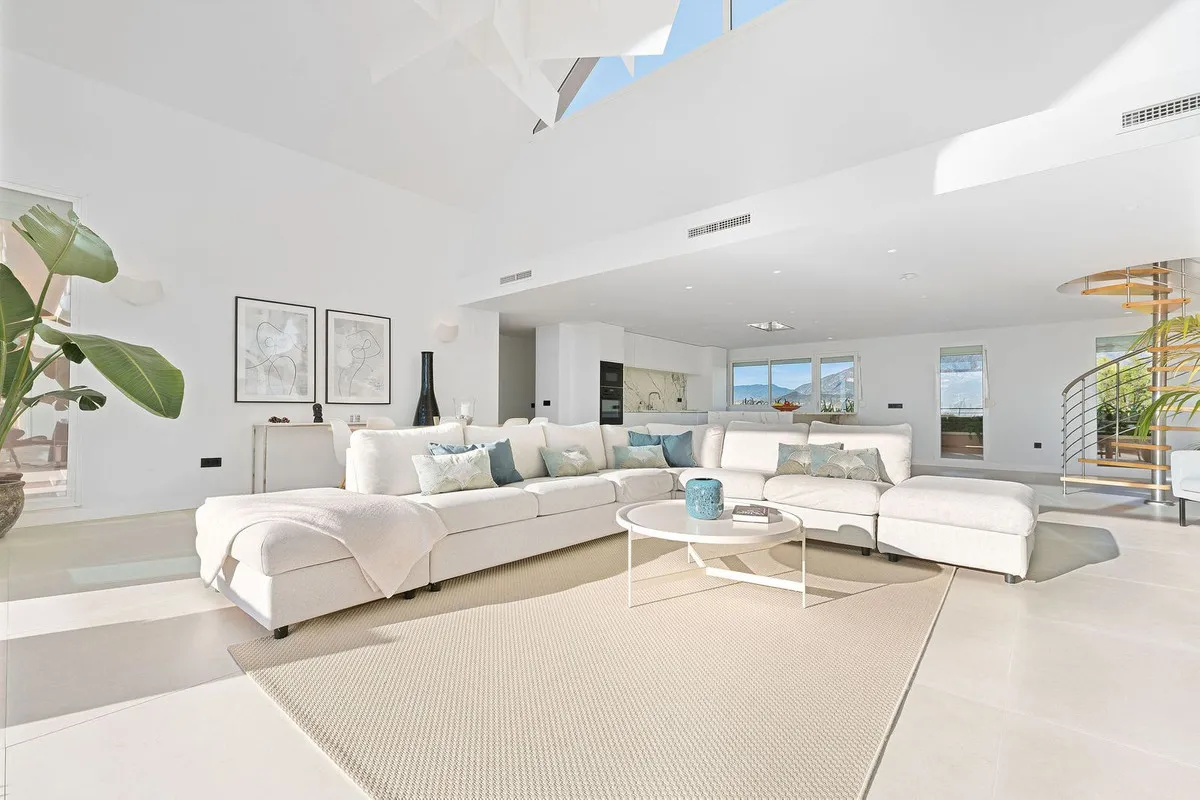 62b10399-a721-4021-950d-157f1a95f1ce