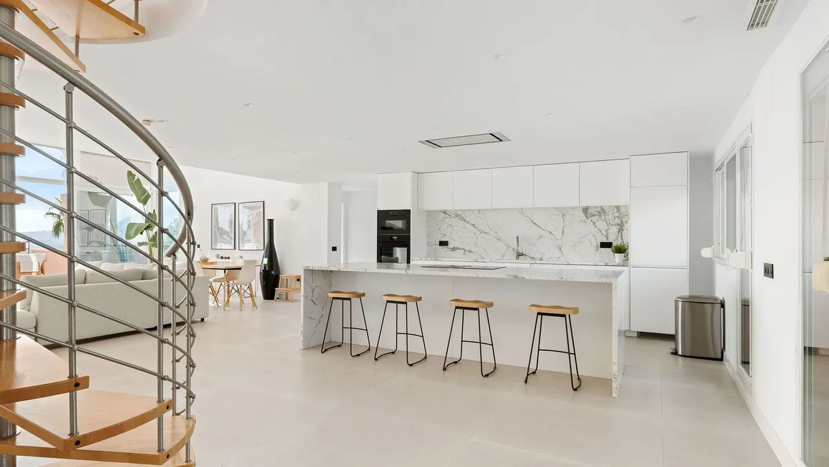 786dc055-82c2-47b8-8f93-951f75d3caaf