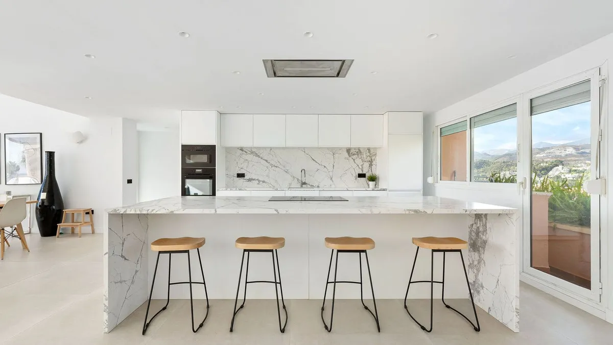 90c4422a-2ca1-4b35-a9cc-86e09df92f02