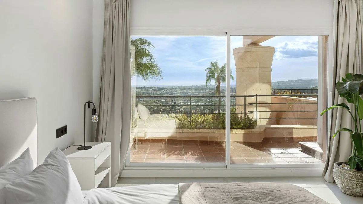 a1c9c318-3fb9-4ce9-9d85-df4001c6d306