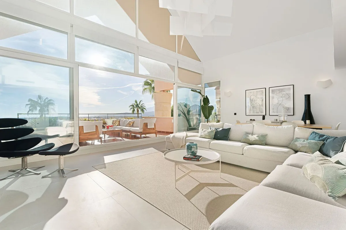 b45513b0-a046-402b-82f1-44b4dc59d33b