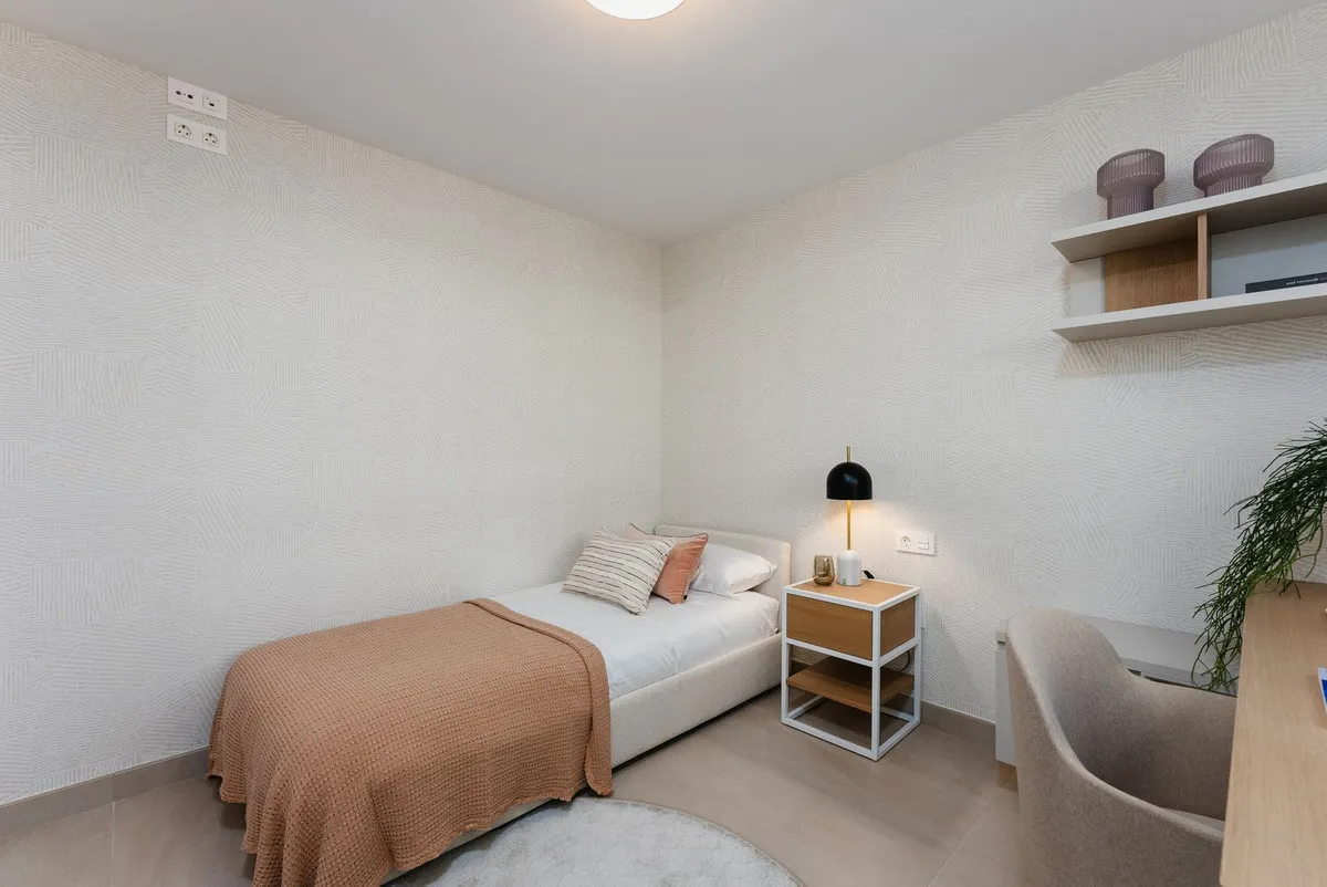 167e8f53-3248-4493-8d1b-e0486485f207