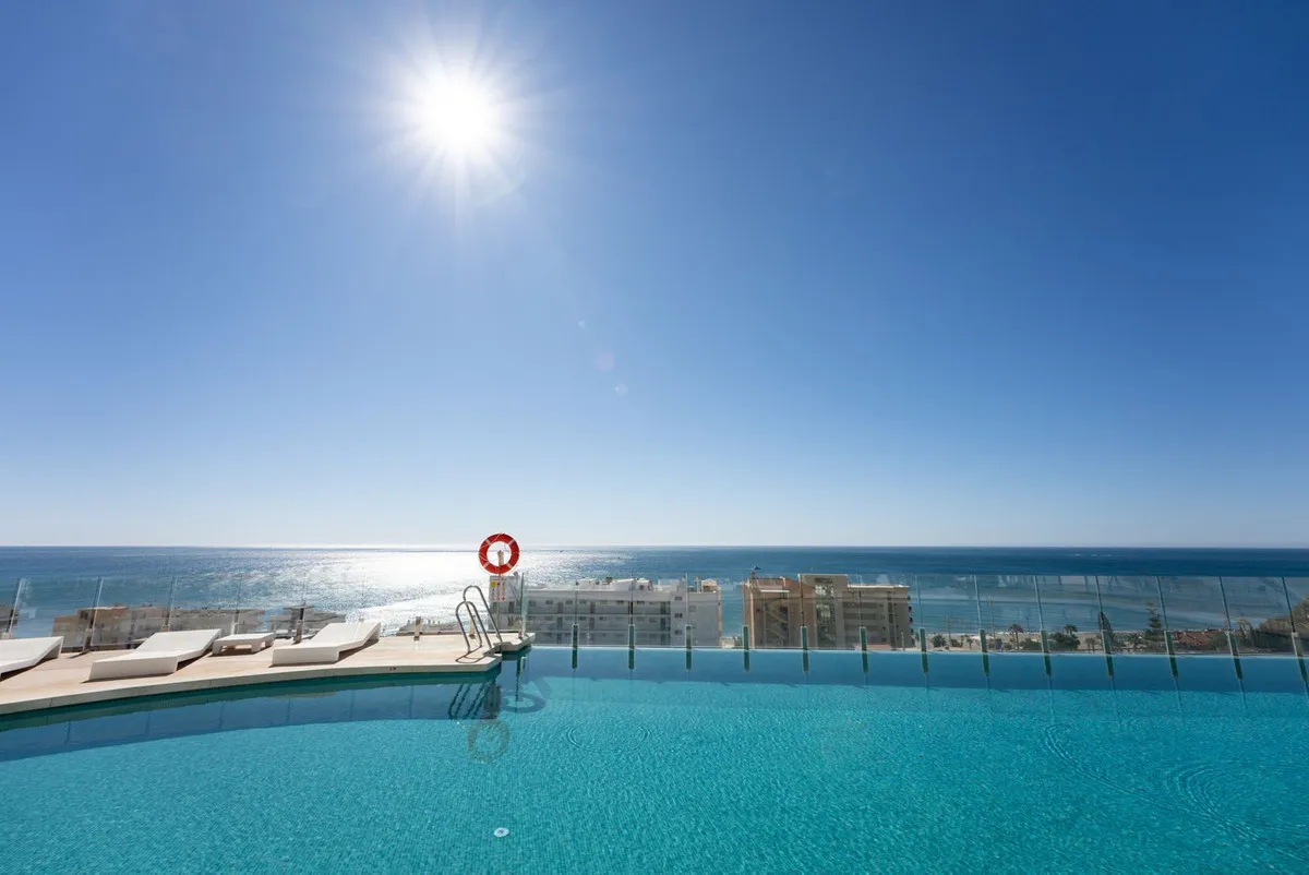 f1439044-6a39-452d-a9f8-0657b722f271