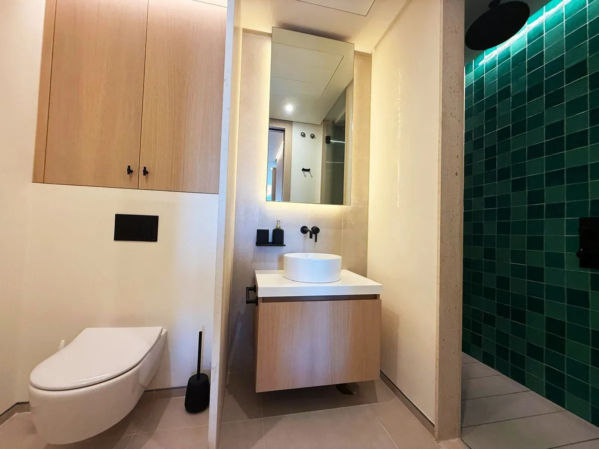 bb7a8091-832e-4d74-a469-8749d7a66008