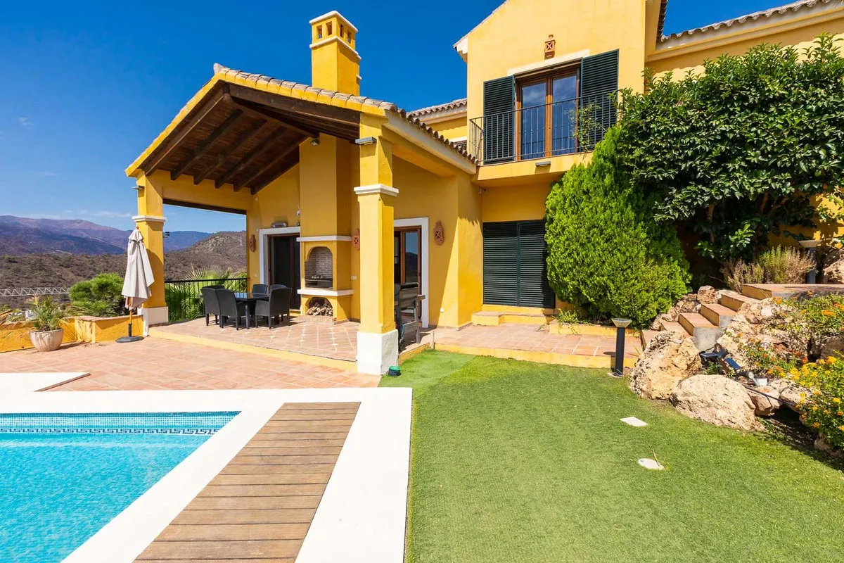 5afecf3e-a1c4-4841-bcb0-bee1f6d5c9a7