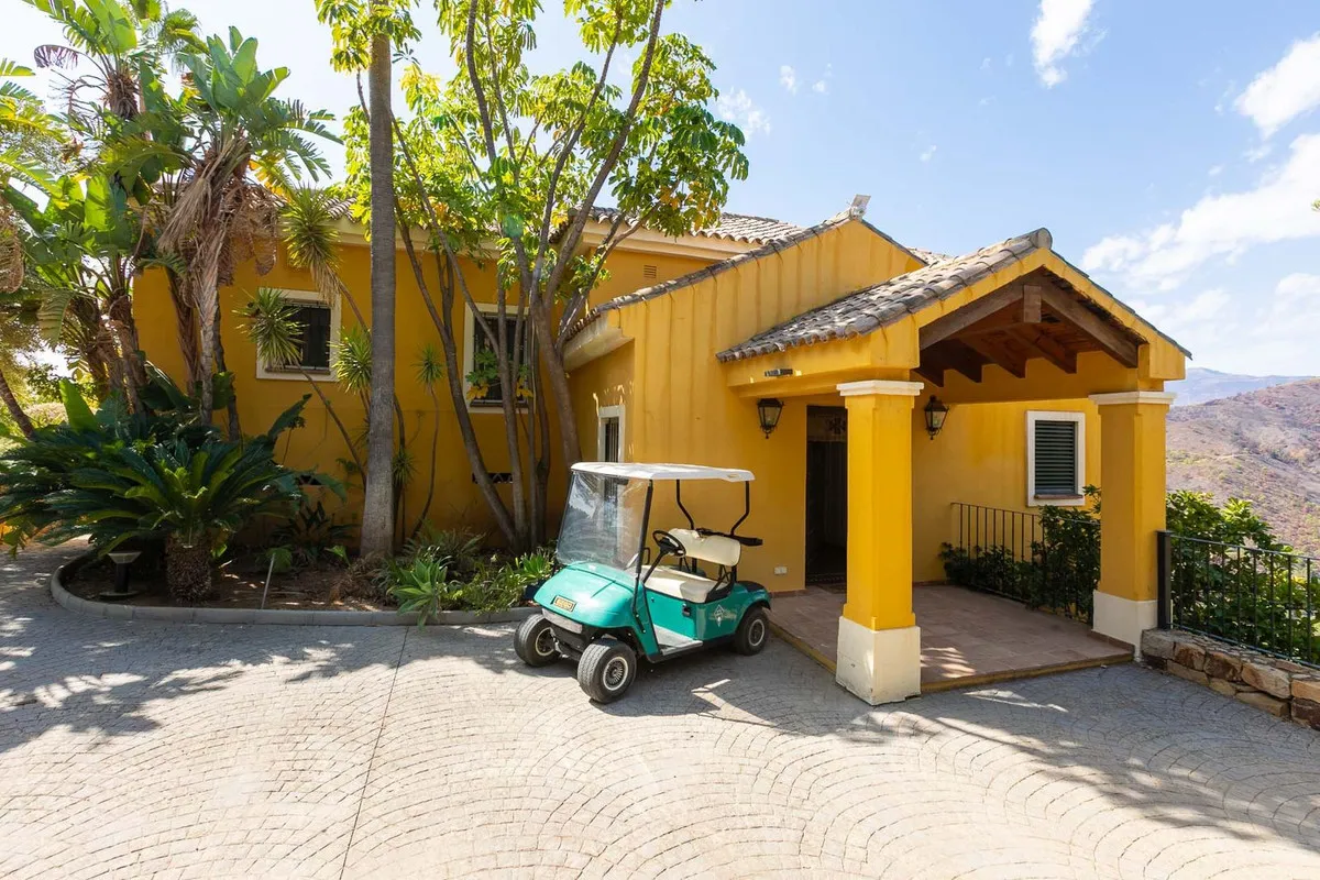 7f661e79-eb06-4525-a61b-653128b5de31