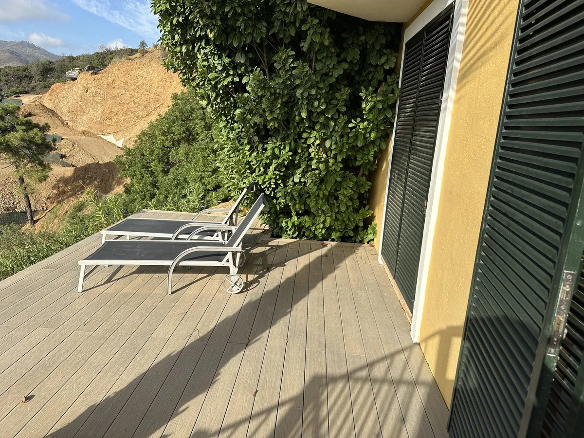 9f984dd3-cf00-43d8-87c3-eba6efe35ca4