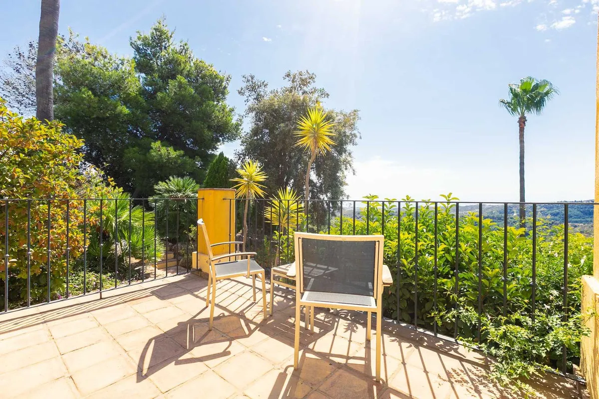 a16d0e7c-da11-43f7-a798-6c64082a0bd2