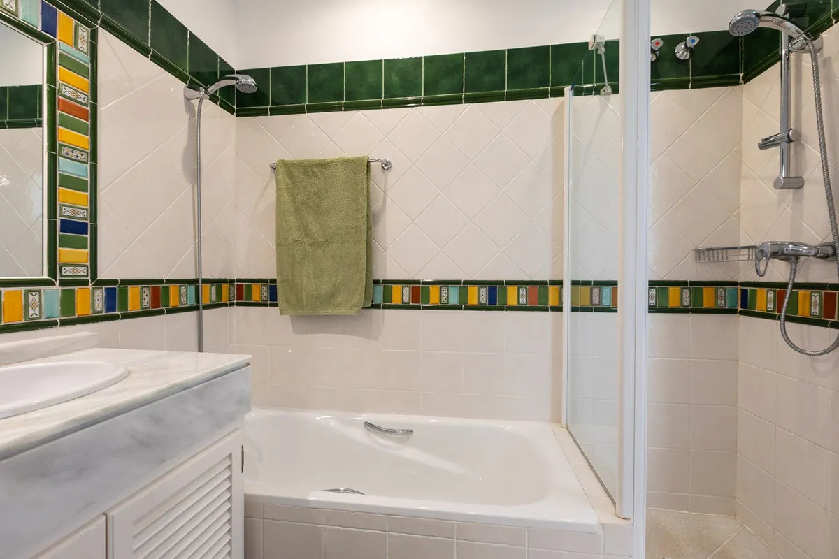 b1c0eafa-9075-4866-a543-5b3e6f2ed31b