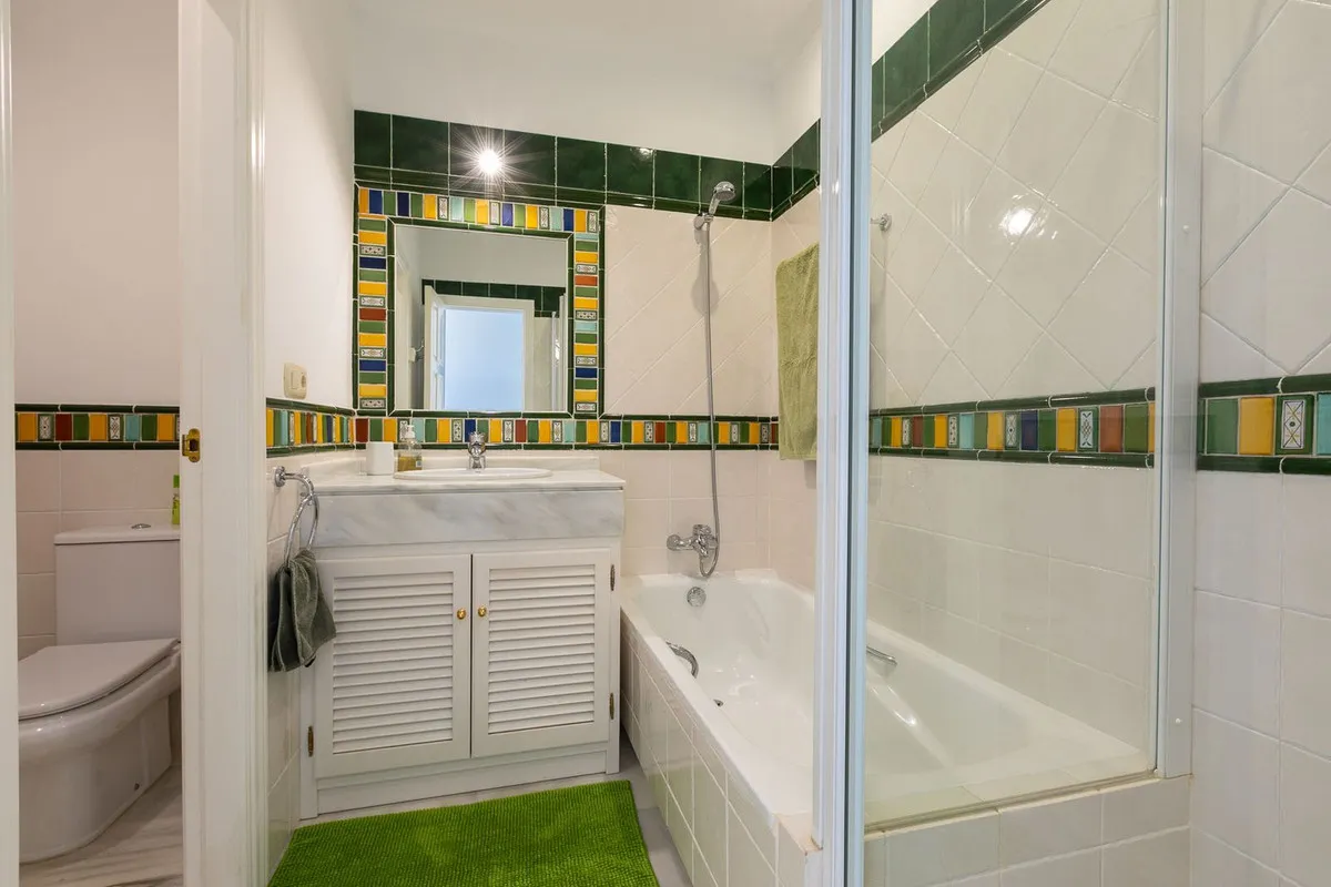 bb49ff32-9bde-4cd2-b75e-03aabdf2c526