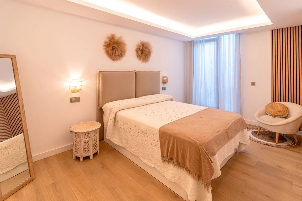 1c744860-f505-469f-a4d1-8f5ddbfcc52f