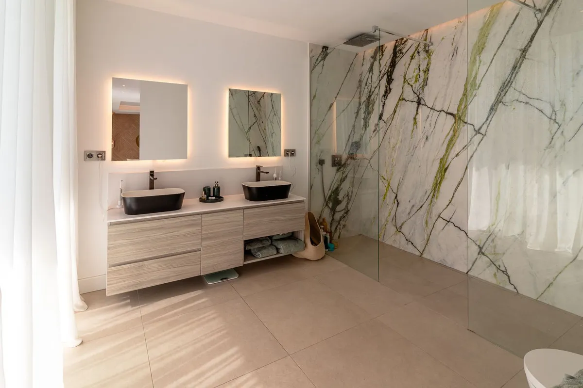 a4d48749-b7ed-4523-8615-4856aa501acc